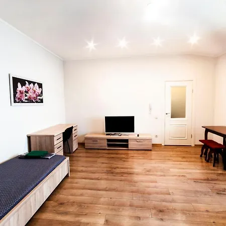 Wonderful Flat On City Center Uzhhorod Exterior photo